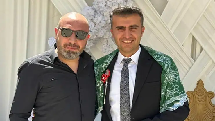 Elektrikçi damada düğünde kontrol kalemi hediye edildi
