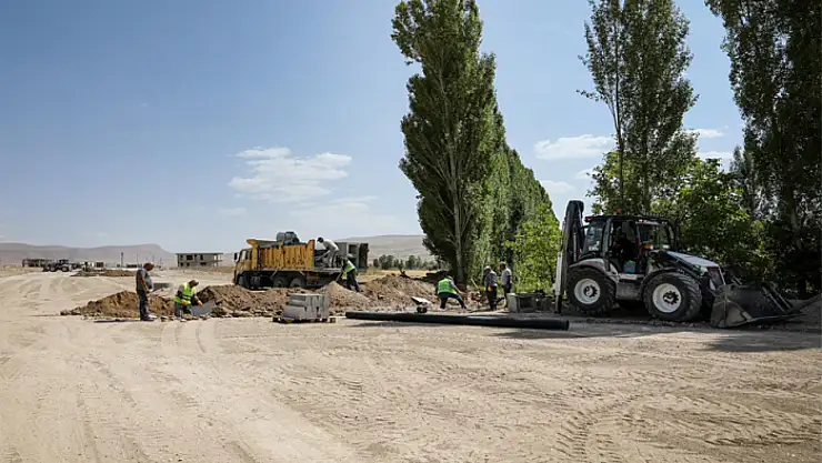 Elmalık Yolu'nda çalışmalar sürüyor