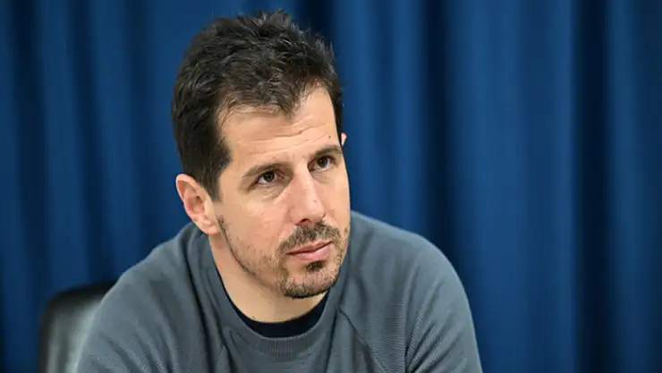 Emre Belözoğlu'nda zemin eleştirisi