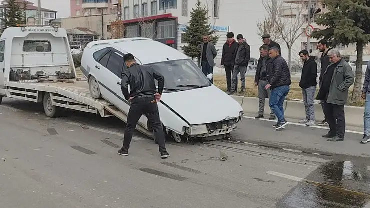 Erciş'te trafik kazası