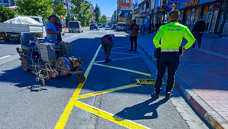Erciş Vanyolu Caddesi'nde yenileme çalışmaları tamamlandı