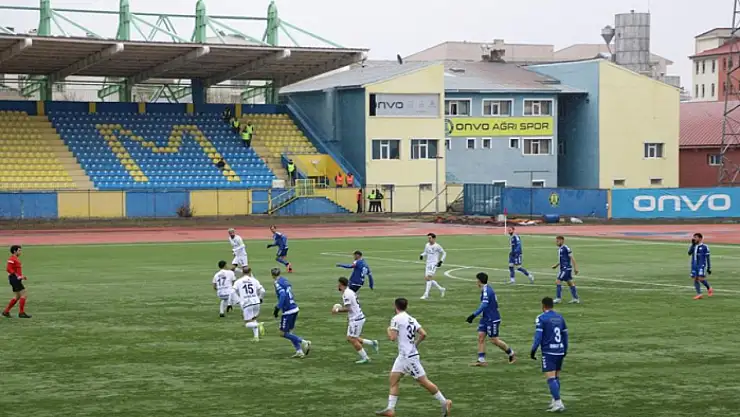 Erciyes 38 FK, Ağrı'dan puanla döndü