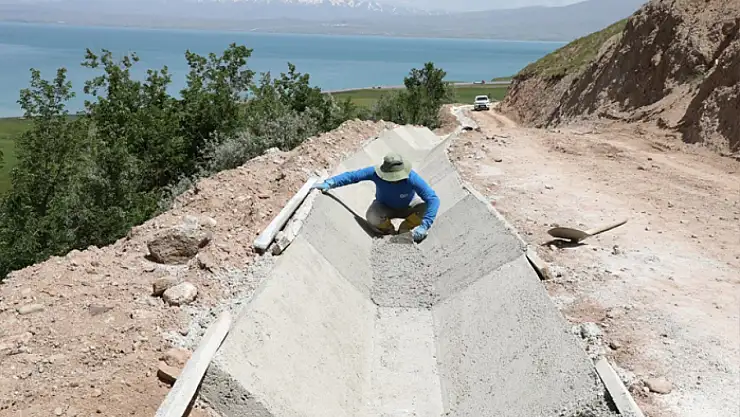 Ermişler Mahallesi tarımsal sulama projesi devam ediyor