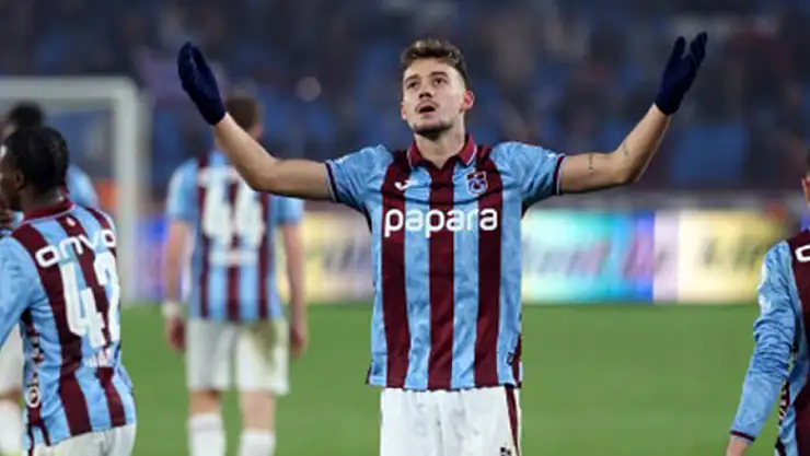 Ernest Muçi Beşiktaş'ı bekliyor