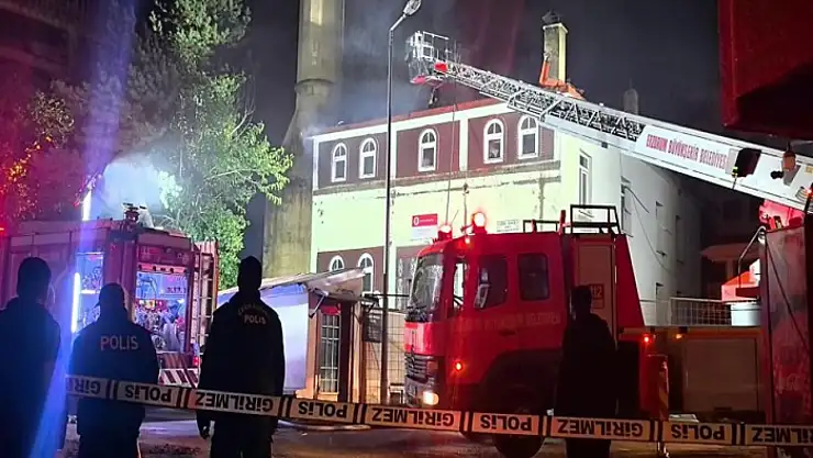Erzurum'da Cami yangını korkuttu