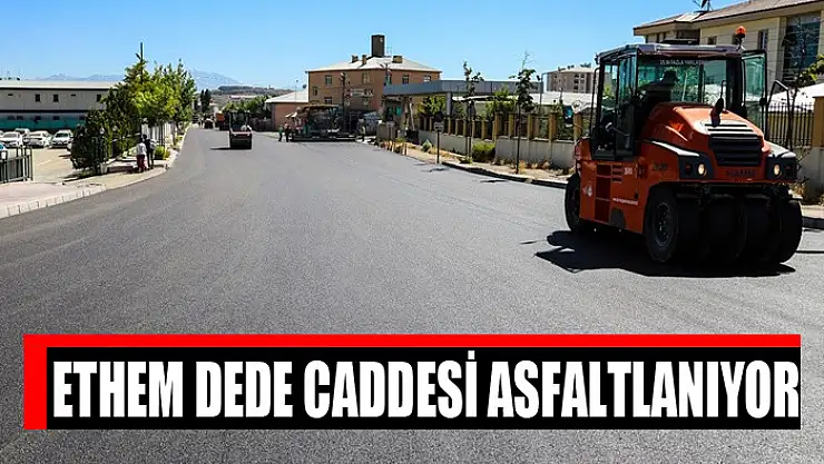 Ethem Dede Caddesi asfaltlanıyor