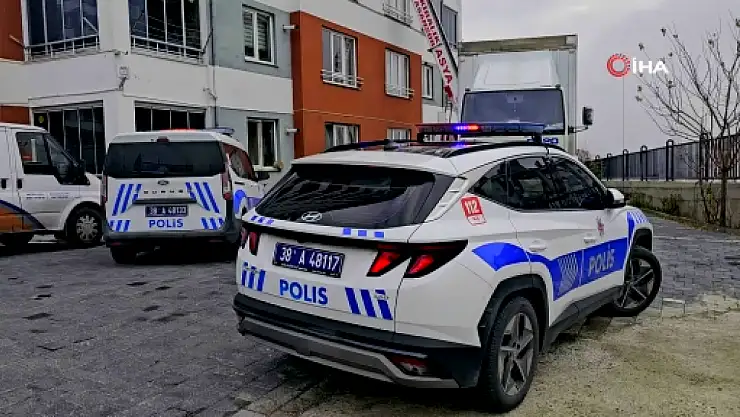 Evi taşınırken tartıştığı nakliyeciyi bıçakladı