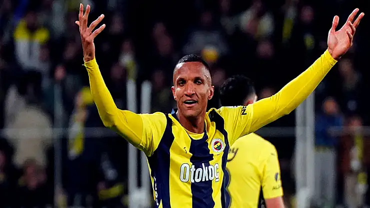 Fenerbahçe'de Rodrigo Becao kadro dışı bırakıldı