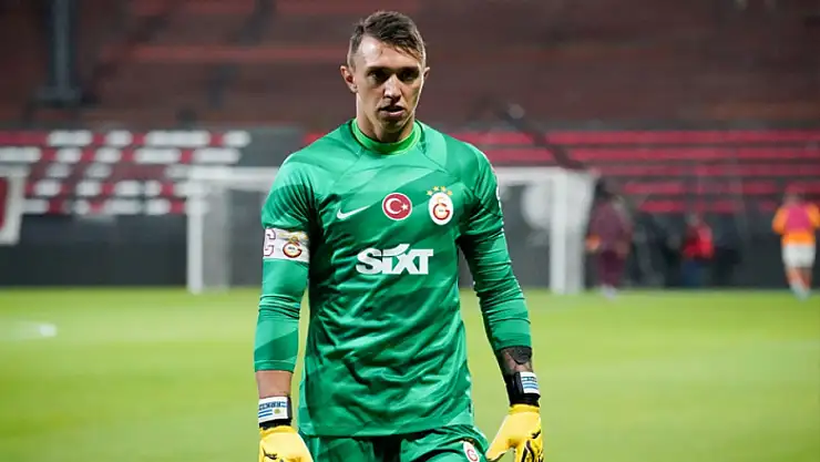 Fernando Muslera 5. kez 'dalya' diyecek
