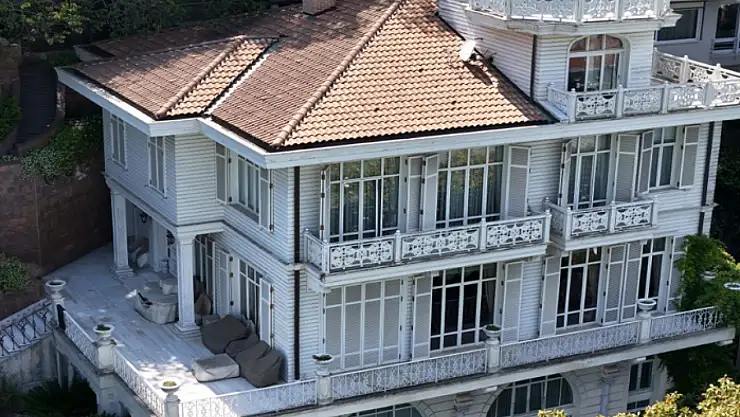 FETÖ firarisi Akın İpek'in Bebek'teki köşkü yeniden satışta