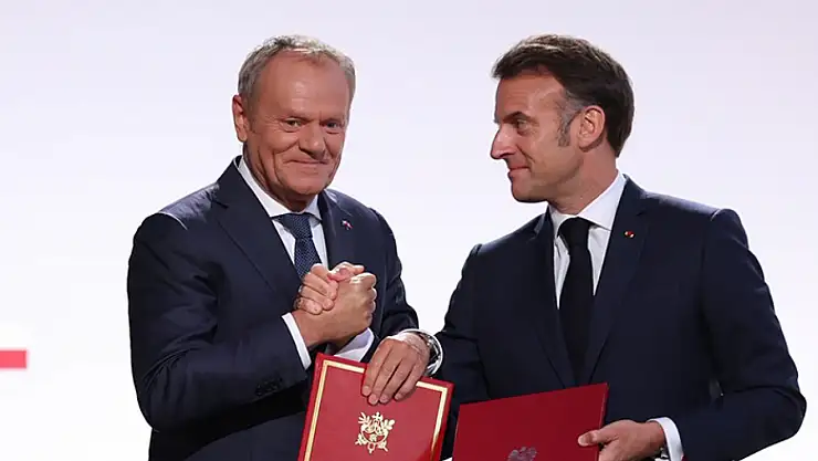 Fransa ve Polonya'dan 'karşılıklı askeri destek' anlaşması