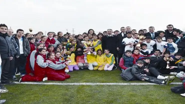 Şampiyon Eczacılar Birliği Ortaokulu