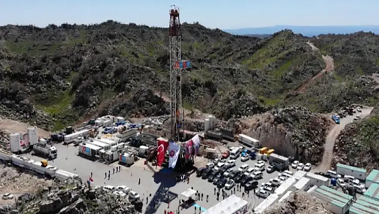 Gabar, petrolde rekorlara doymuyor