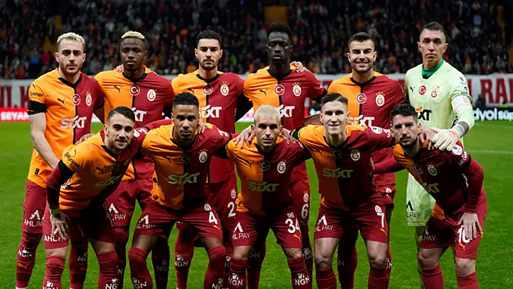 Galatasaray'da goller 17 farklı futbolcudan geldi