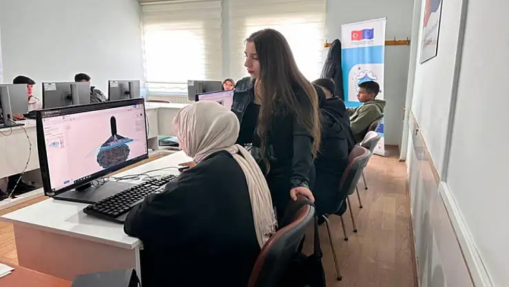 Geleceğin Teknoloji Yıldızları Yüksekova'da yetişiyor