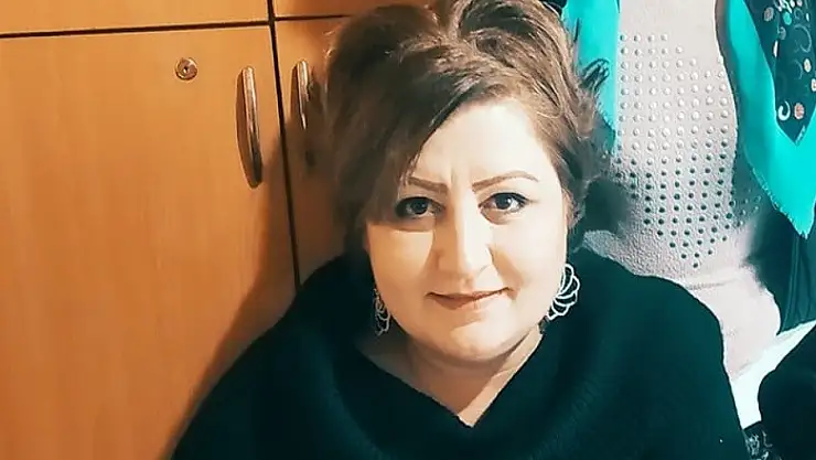 Genç kadın evinde ölü bulundu