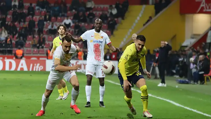 Gol düellosu Fenerbahçe'nin