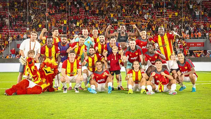 Göztepe, geçen sezonu geride bıraktı
