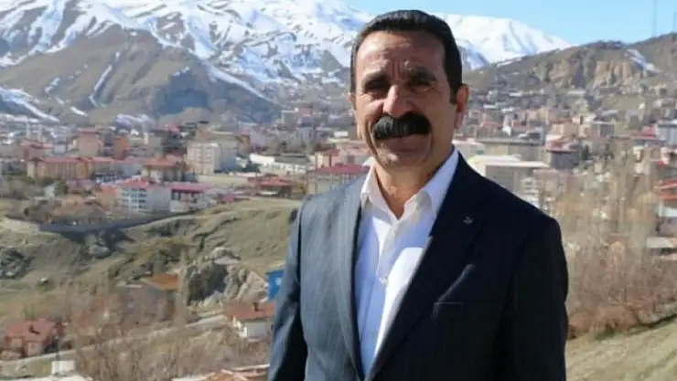 Hakkari Belediye Başkanı Akış tutuklandı
