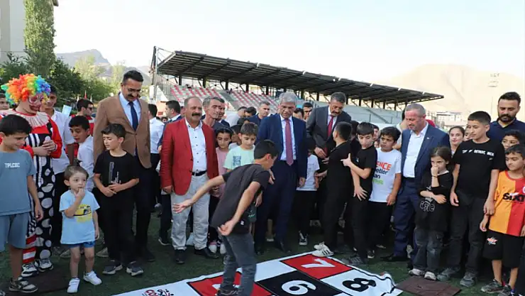 Hakkari'de Bir Anadolu Şenliği başladı