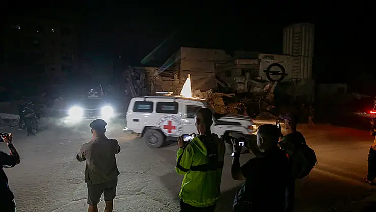 Hamas 1 esirin daha cenazesini İsrail'e teslim etti