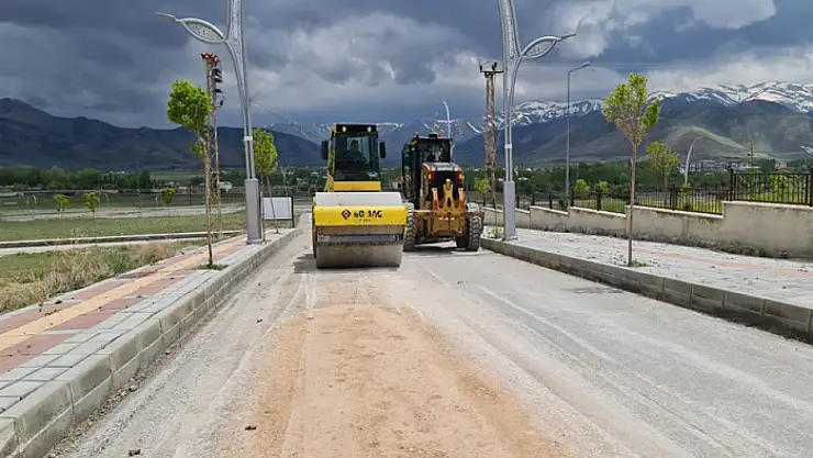 Hastane Yolu Caddesi'nde bakım onarım çalışması