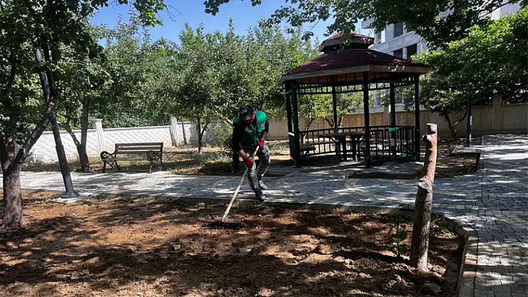 Hatuniye Parkı'nda bakım onarım çalışması