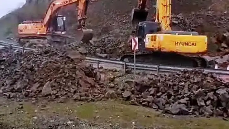 Heyelan gelen bölgede çalışmalar devam ediyor