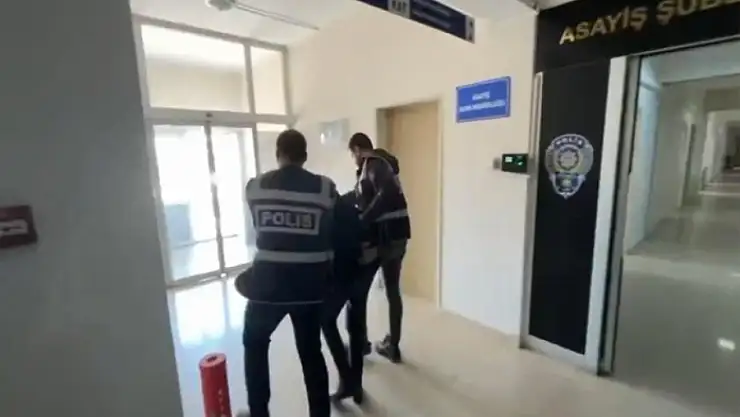 Hırsızlık yapan 2 şüpheli yakalandı