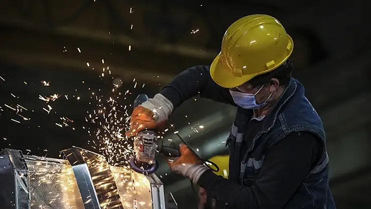 Hizmet üretim endeksi yıllık yüzde 2,5 arttı