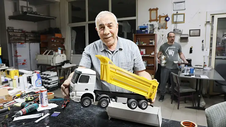 Hobisi ekmek kapısına dönüştü, el yapımı maket araçlar dünyaya açıldı