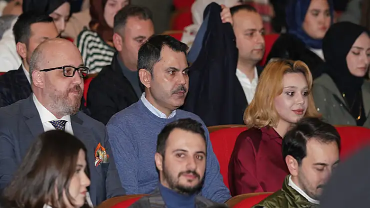 İBB Başkan Adayı Kurum gençlerle film izledi
