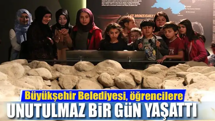 Van Büyükşehir Belediyesi, öğrencilere unutulmaz bir gün yaşattı