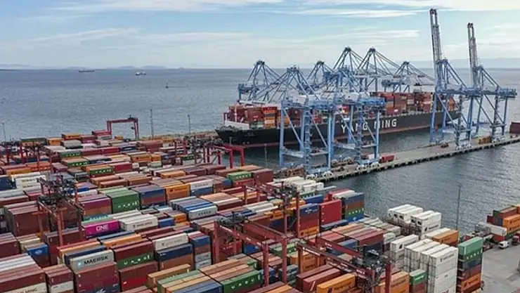 İhracatın yüzde 44,4'ünü büyük ölçekli girişimler gerçekleştirdi