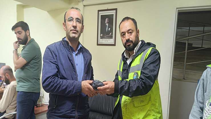 İpekyolu Belediyesi çalışanından örnek davranış