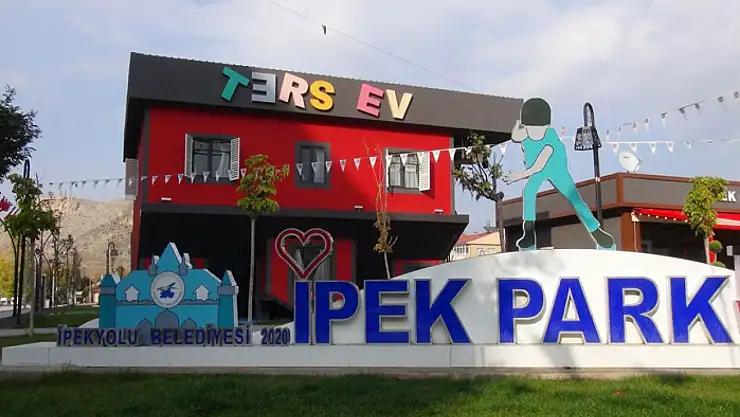 İpekyolu Belediyesi'nden annelere jest