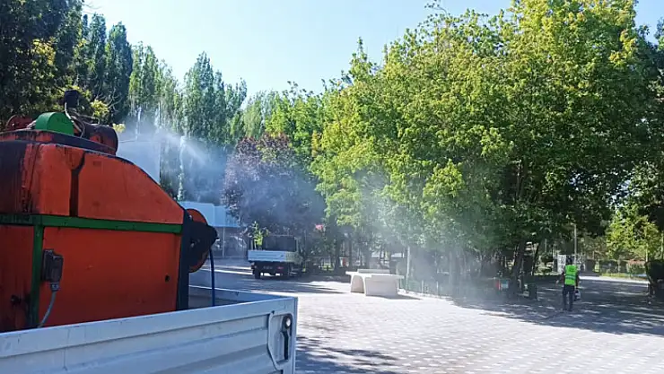 İpekyolu Belediyesi'nden ilaçlama çalışması