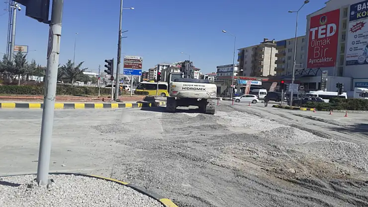 İpekyolu'nda yağmur suyu tahliye çalışmaları