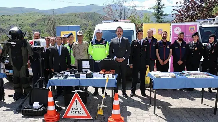 Jandarmadan tanıtım ve bilgilendirme atağı