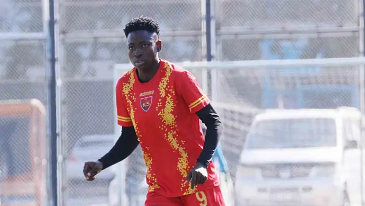 Kafayat Atoke Başhıru, 3 maçta 9 gol attı