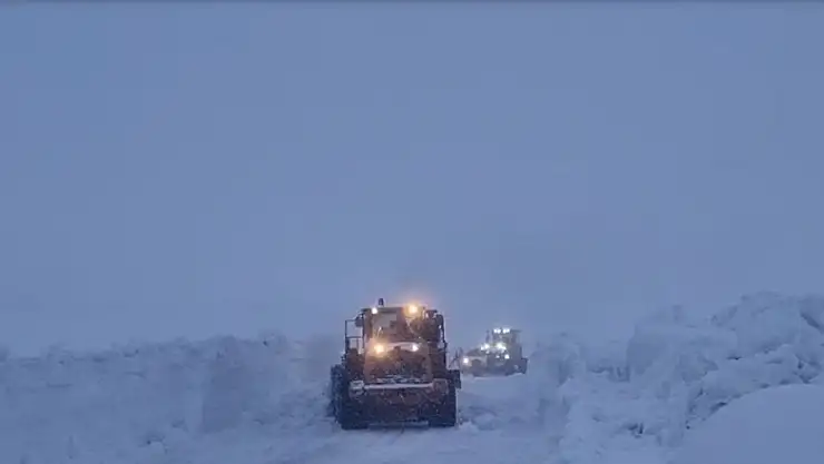 Kapalı olan yol ulaşıma açılıyor