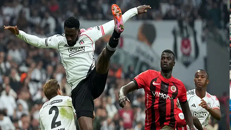 Kartal evinde yıkıldı