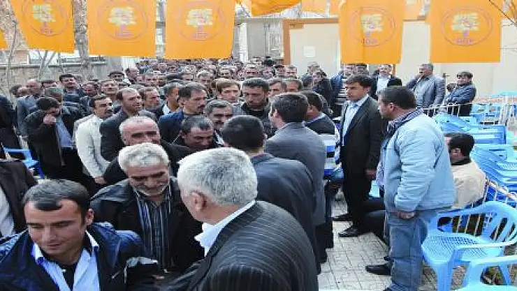 Başkanla buluşma kuyruğu