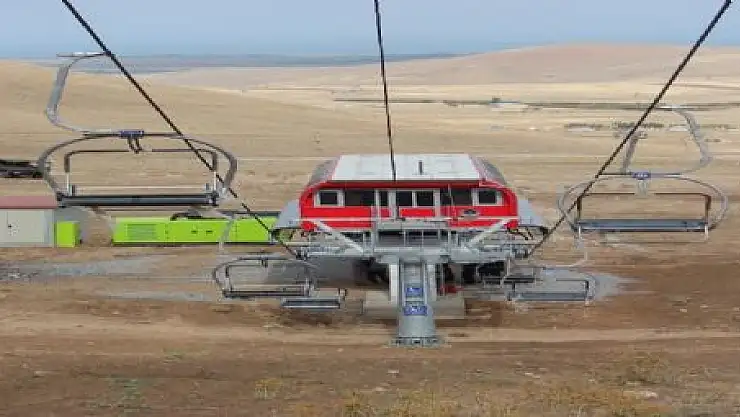 KAYAK MERKEZİ ZİRVESİNE KAFETERYA