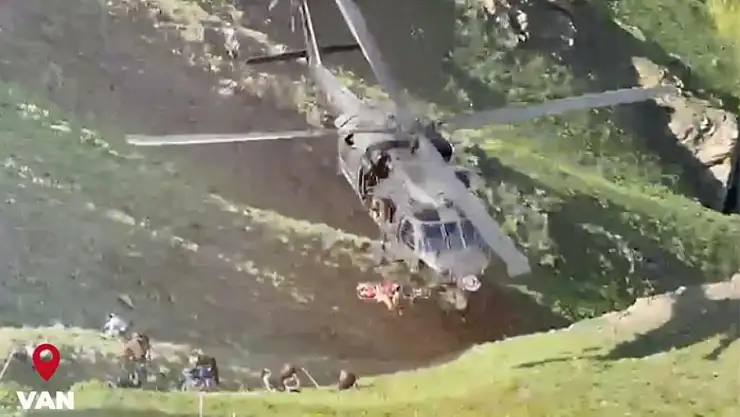 Kayalıklardan düşen şahsın imdadına jandarma yetişti