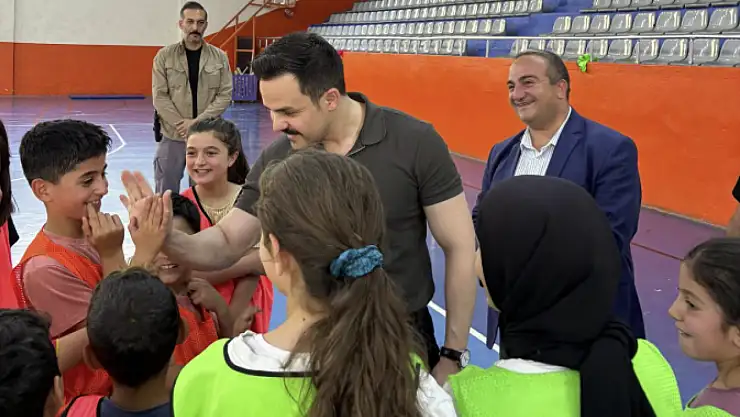 Kaymakam Arslanargun'dan voleybol kursuna ziyaret