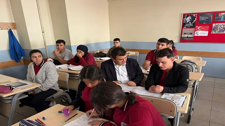 Kaymakam Dertlioğlu'ndan Selahaddin Eyyubi Fen Lisesine Ziyaret