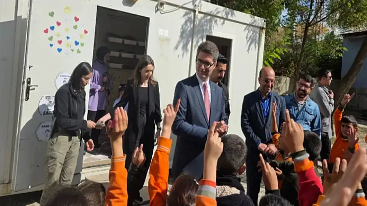 Kaymakam Karaloğlu'ndan okul ziyareti