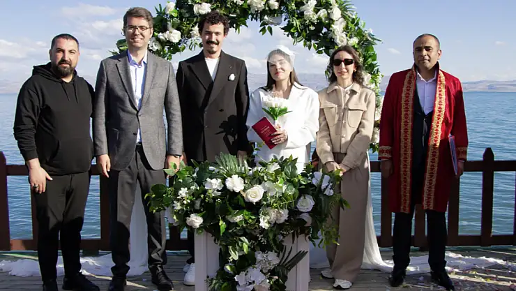 Kaymakam Karaloğlu öğretmen çiftin şahidi oldu