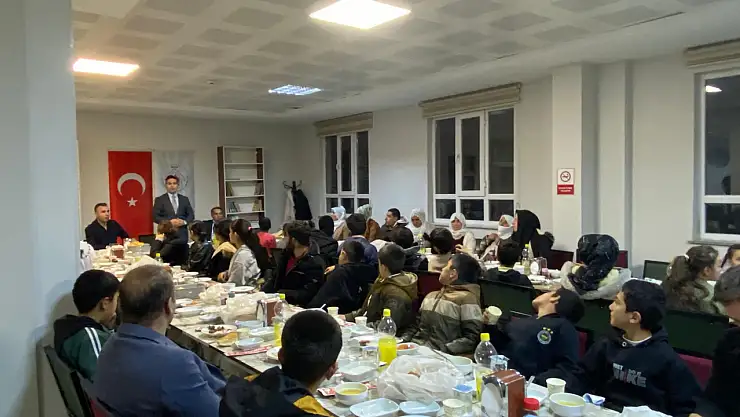 Kaymakam Kılıç çocuklar ve aileleriyle buluştu
